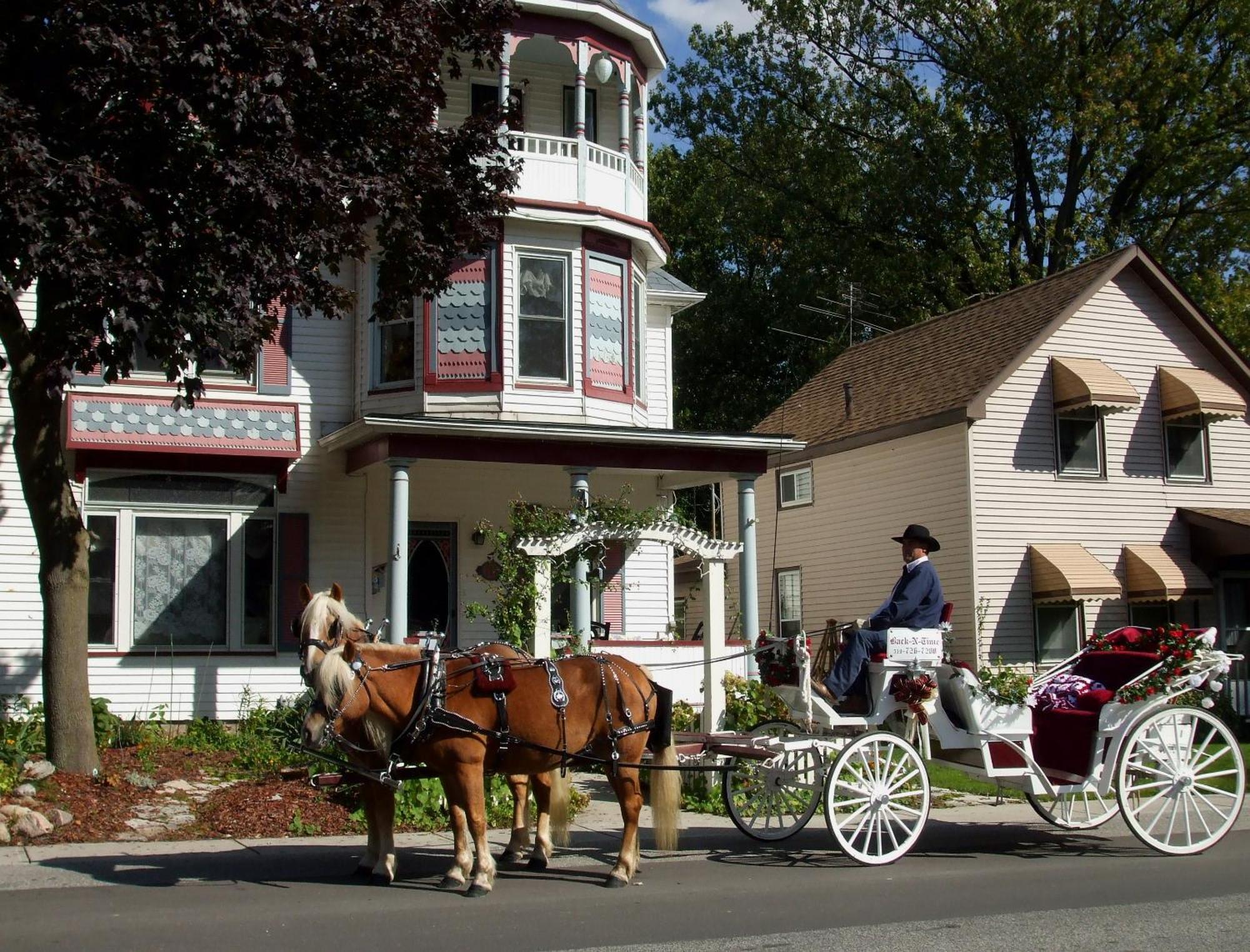Bondy House Bed & Breakfast Amherstburg Exteriér fotografie