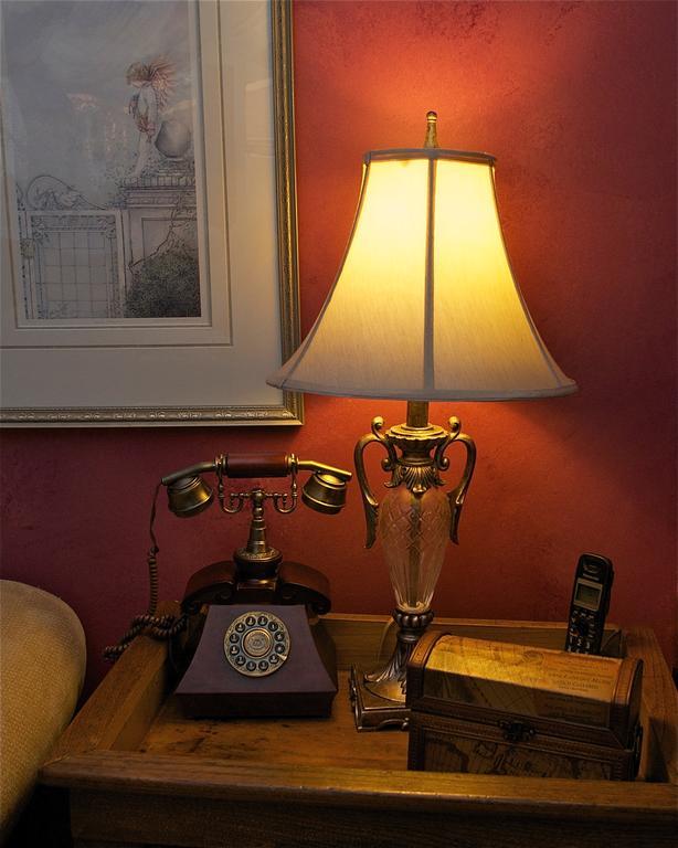 Bondy House Bed & Breakfast Amherstburg Exteriér fotografie