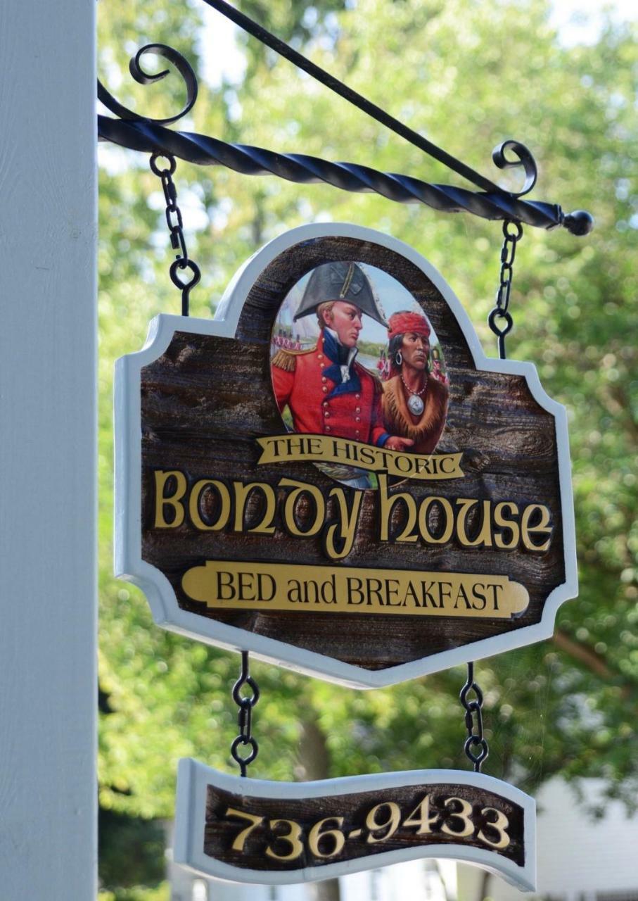 Bondy House Bed & Breakfast Amherstburg Exteriér fotografie